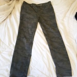 Vanilla Star Camo Skinny Jeans